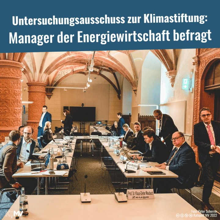 Foto vom Untersuchungsausschuss zur Klimastiftung: Manager der Energiewirtschaft befragt