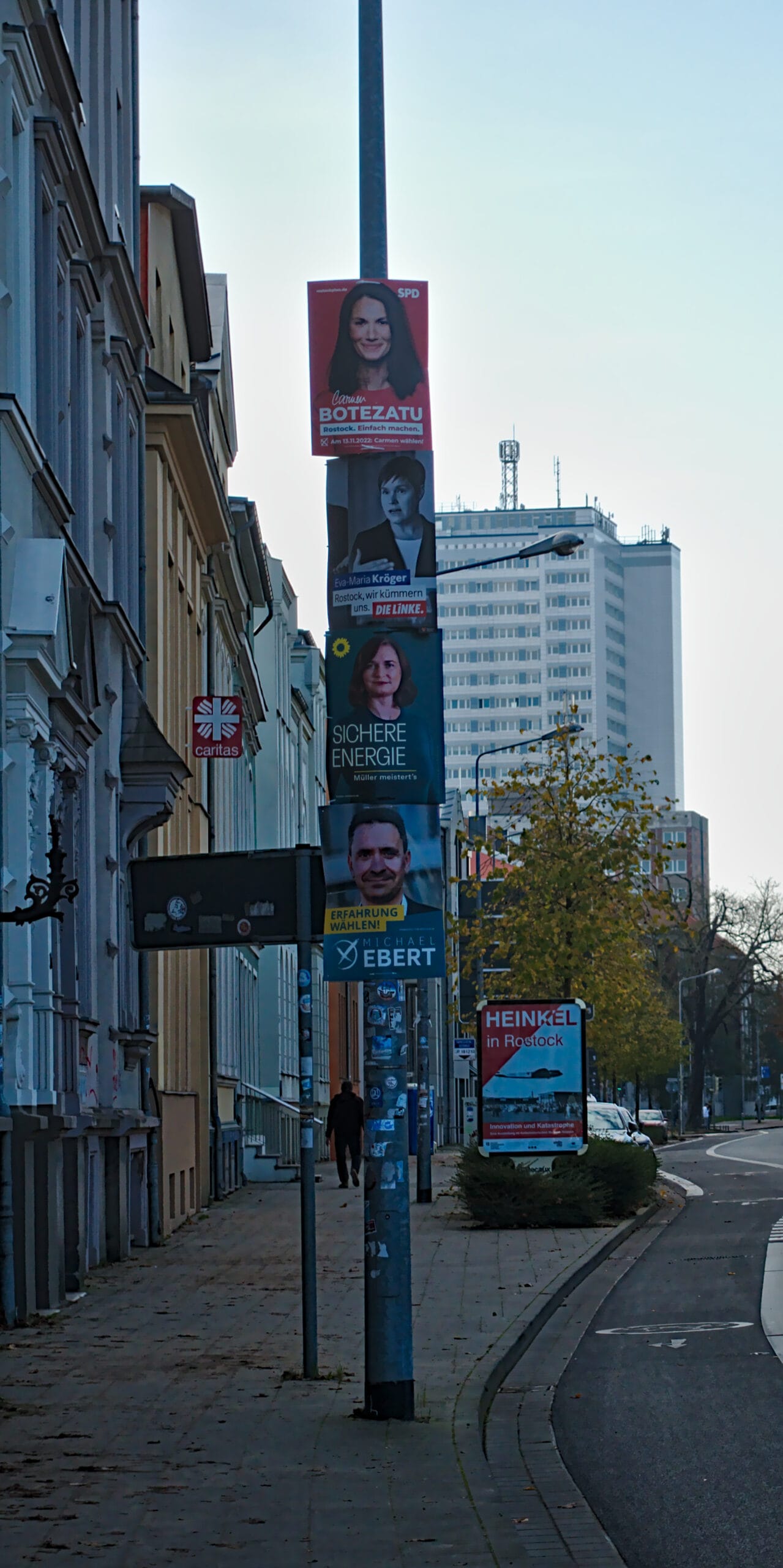 Wahlplakate in Rostock